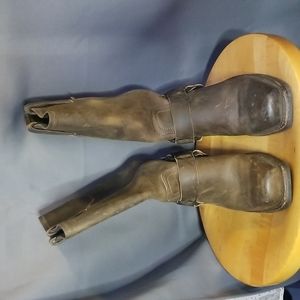 Frye leather boots sz.7 Harness 12R